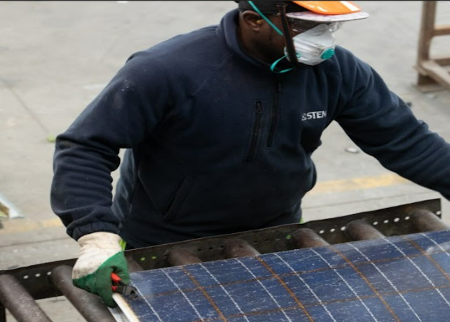 Ecolamp in prima linea nella gestione del “fine vita” dei pannelli fotovoltaici incentivati